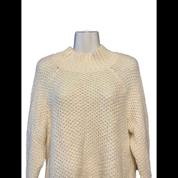 American Eagle Cream Sweater Mock Neck - Picture 2 of 7